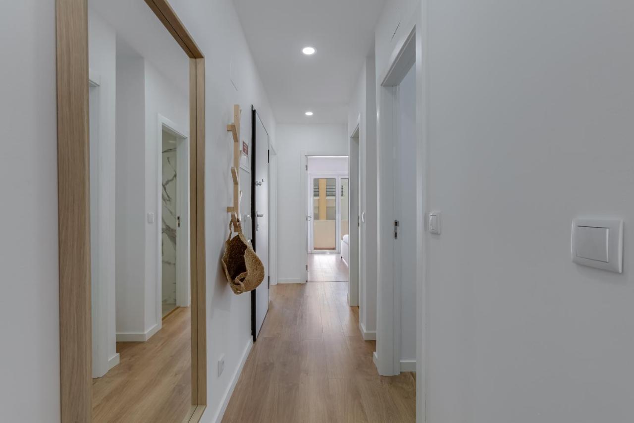 アルマカオ・デ・ペラT2 Rosa Dos Ventos, A/C & Terrace - Casas & Papeisアパートメント エクステリア 写真